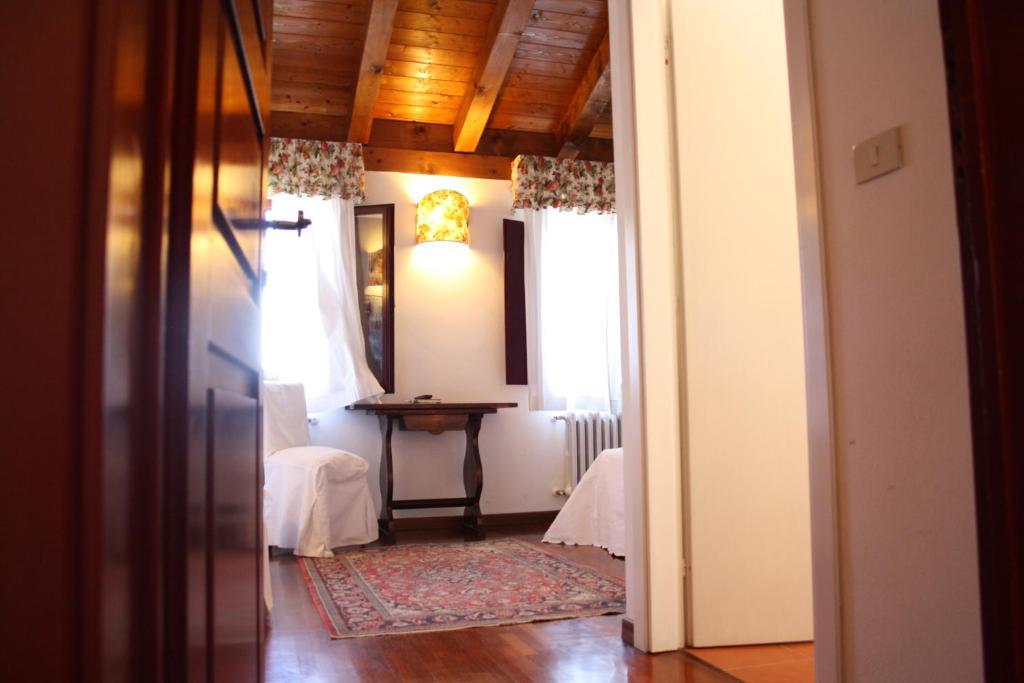 Villa Belfiore オステッラート 部屋 写真